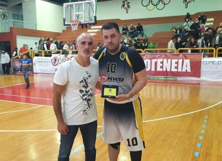 Ο Κάδμος τίμησε τον Γιάννη Χαρατσή!