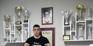 Ο Δημήτρης Αναστασόπουλος υπέγραψε στον Κάδμο….