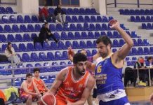 Ο Δημήτρης Δουρούκης υπέγραψε στον Κάδμο….