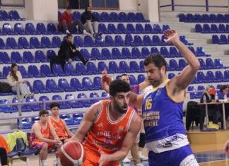 Ο Δημήτρης Δουρούκης υπέγραψε στον Κάδμο….