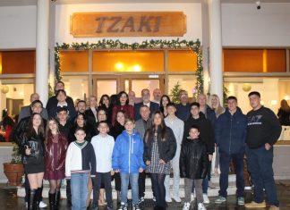 Λαμπερό Χριστουγεννιάτικο Πάρτι της Οικογένειας της ΕΣ Κάδμος (photos & video)